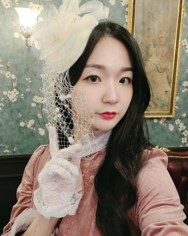 Đang lên sóng thì mẹ gank, nữ streamer xấu hổ muốn độn thổ vì phụ huynh phát hiện sử dụng đạo cụ 18+ - Ảnh 6.