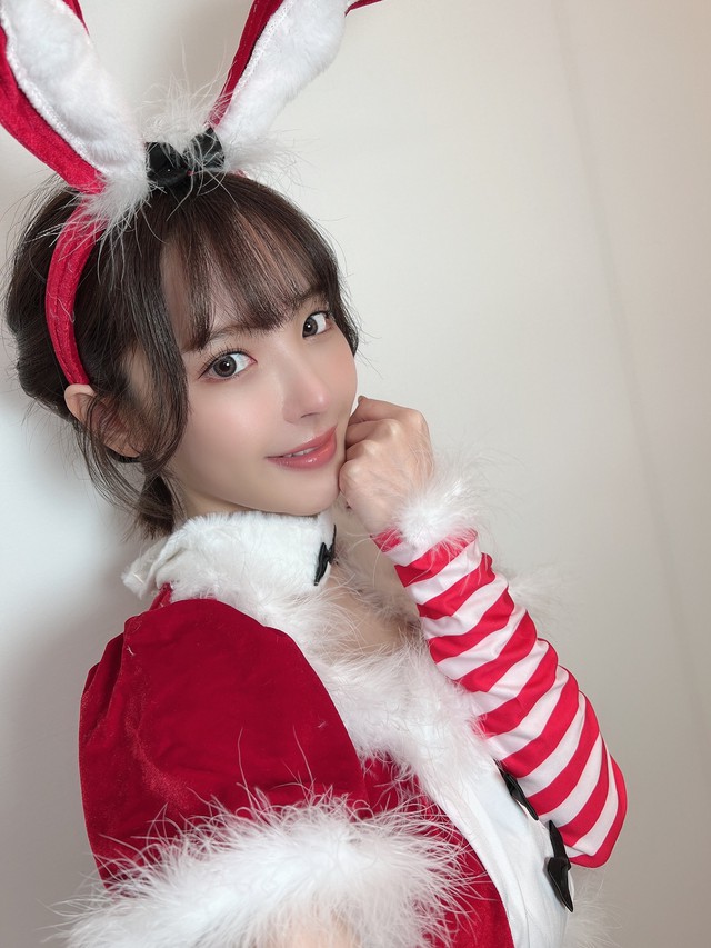 Ngắm loạt mỹ nhân 18+ Nhật Bản xinh đẹp trong ngày Giáng Sinh - Ảnh 5.