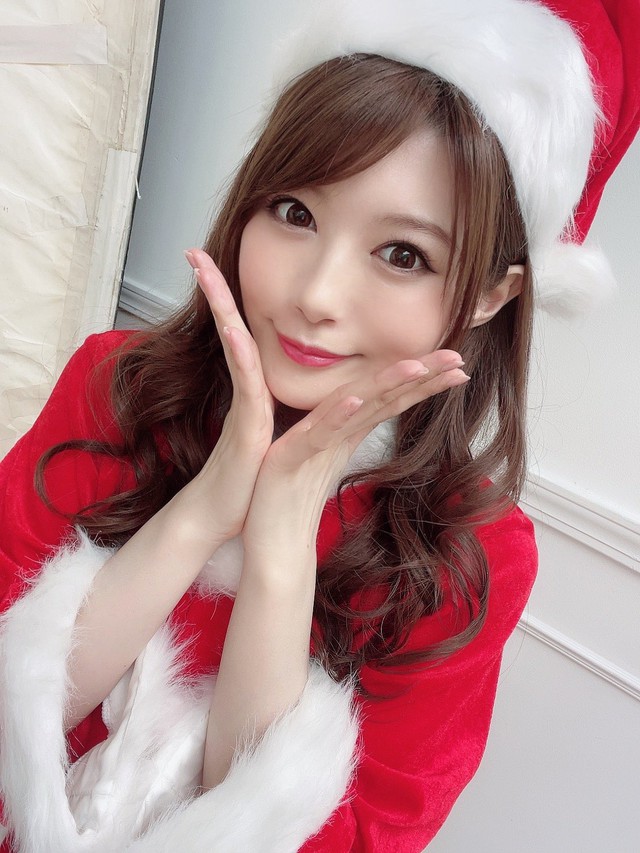 Ngắm loạt mỹ nhân 18+ Nhật Bản xinh đẹp trong ngày Giáng Sinh - Ảnh 6.