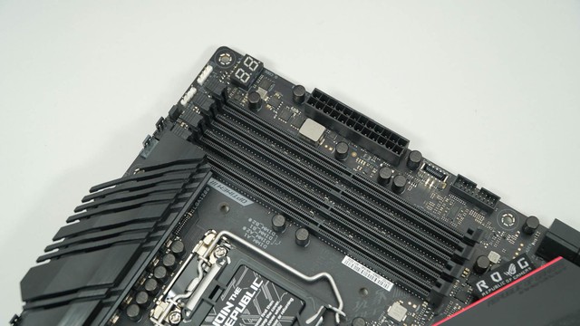Đập hộp cặp đôi ASUS Z590 TUF và STRIX E-Gaming: Bo mạch chủ đỉnh cao cho anh em lên đời CPU thế hệ 11 - Ảnh 14.