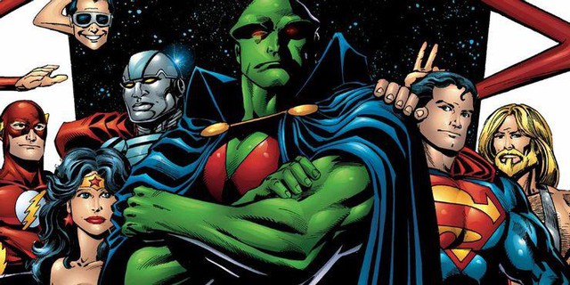 Kẻ tự xưng là “Martian Manhunter” trong Justice League của Zack Snyder là ai? - Ảnh 2.