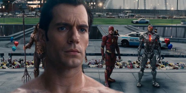 Zack Snyder đã thay đổi cảnh hồi sinh Superman trong Justice League như thế nào? - Ảnh 3.