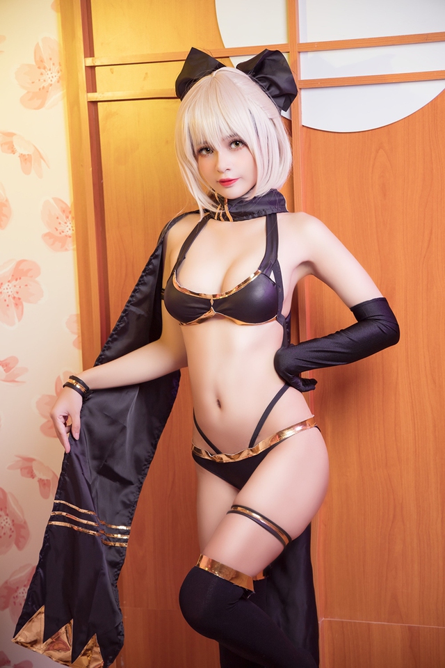 Hậu 8/3 ngắm nàng servant trong Fate/Grand Order diện bikini sexy khoe thân hình nuột nà - Ảnh 2.