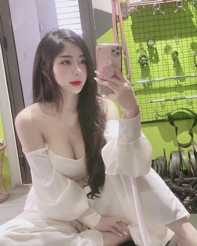 phong - hot girl phòng gym Việt khiến CĐM xao xuyến Photo-1-16192597125821726700756