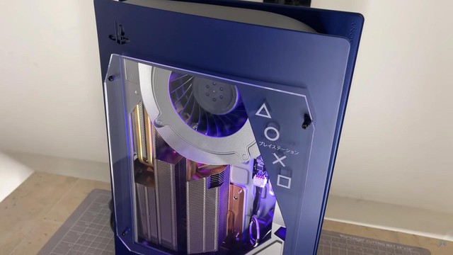 Chán với thiết kế gốc, modder tự tạo PS5 siêu độc đáo của riêng mình - Ảnh 2.