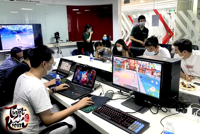 Chính tay trải nghiệm, Tuyệt Kiếm Cổ Phong được “bảo chứng” bởi loạt VIP khủng làng game: “Đẹp không tì vết, PK tay xuất sắc!” - Ảnh 12.