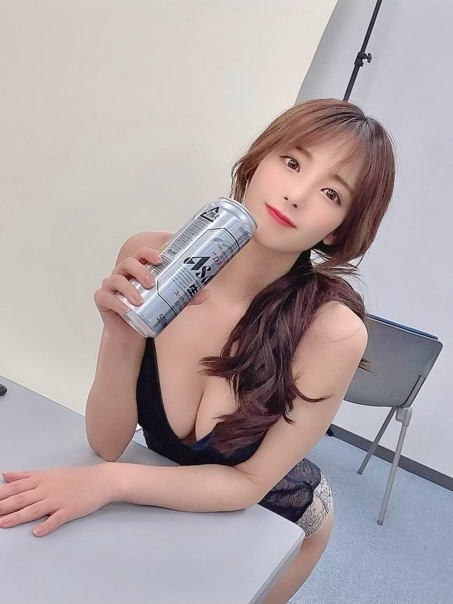 Bị phụ huynh khẩn cầu rồi từ mặt, nàng hot girl phim 18+ vẫn quyết tâm theo nghề, trở thành thánh nữ để khẳng định bản thân - Ảnh 1.