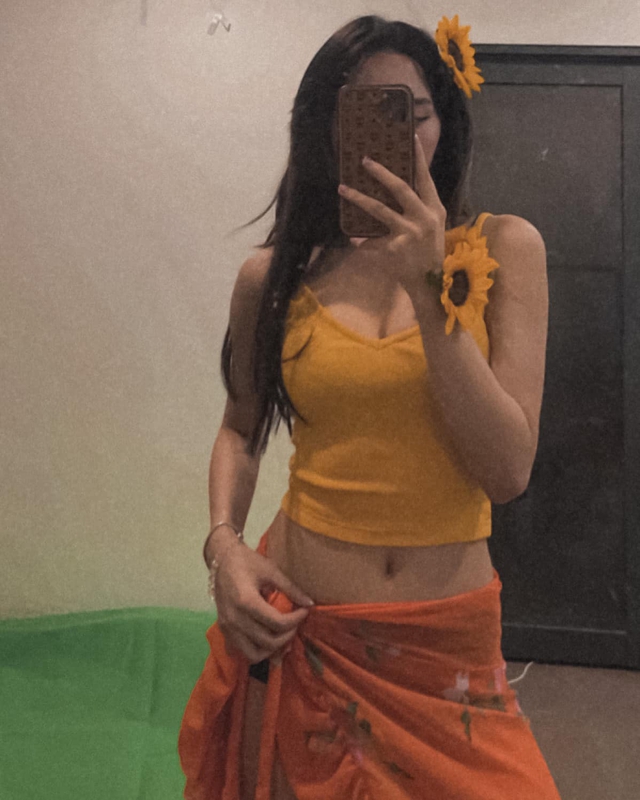 Mina Young gia nhập trào lưu cosplay Tiệc Bể Bơi của Tốc Chiến, fan được dịp mắt tròn mắt dẹt vì body nóng bỏng - Ảnh 4.