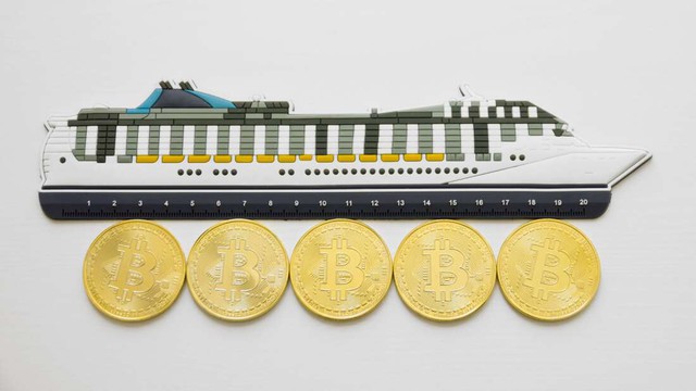 Đầu tư 9,5 triệu đô để mua du thuyền làm trại đào Bitcoin giữa biển, nông dân vỡ mộng vì đời không như mơ - Ảnh 1.