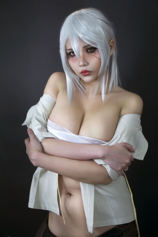 The Witcher: Ngắm cosplay Ciri chân dài gợi cảm và quyến rũ, Tây với Ta bạn thích vẻ đẹp nào hơn? - Ảnh 5.