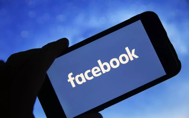 Facebook bị lỗi, hàng loạt tài khoản người nổi tiếng giảm lượt theo dõi - Ảnh 1.