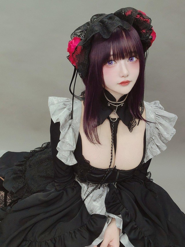 Nữ coser có lượng theo dõi khủng sau khi cosplay waifu Marin trong My Dress-Up Darling - Ảnh 7.