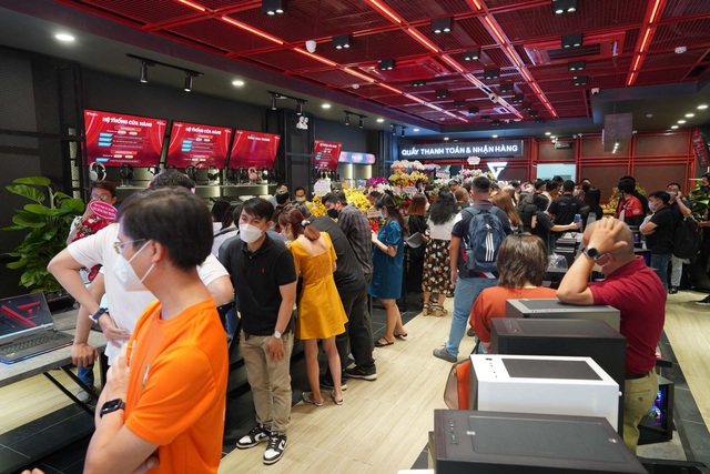 GearVN Showroom Tran Hung Dao - The ideal shopping destination for gamers in the heart of Saigon - Photo 5.