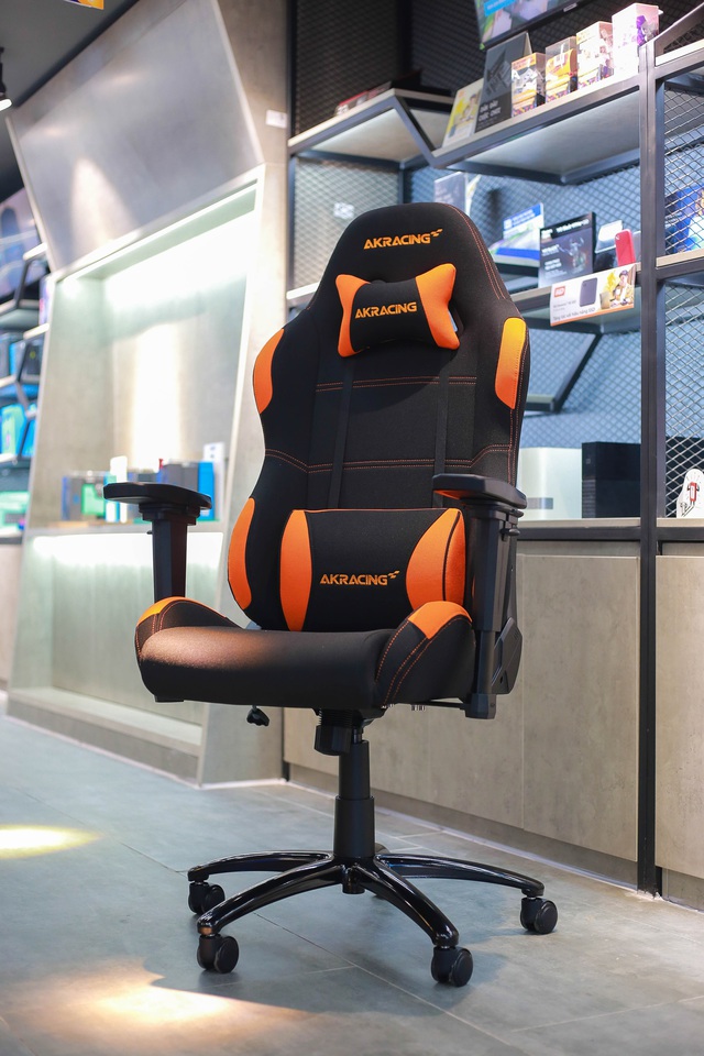 AKRacing Core Series EX: Quiet, super-durable gaming chair for decades, at a comfortable price - Photo 1.