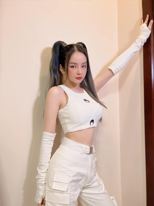 Búp Bê DJ đình đám show Rap Việt tung concept ảnh mới, fan bàng hoàng: Chẳng phải nữ thần Han So Hee đây ư? - Ảnh 5.