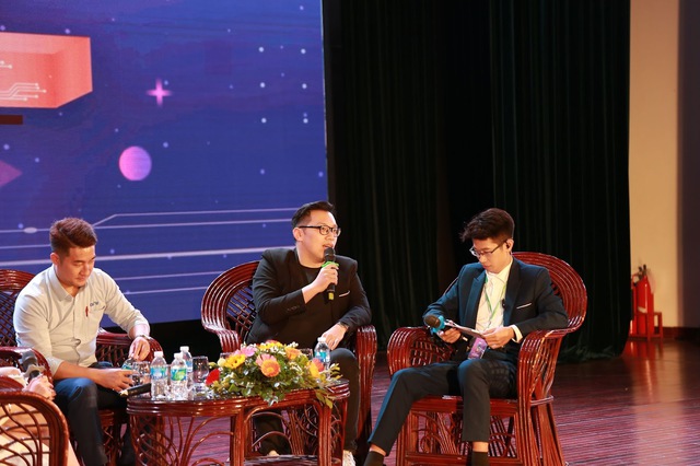 Talkshow: eSports and Gen Z Culture surprise with the attendance of a series of famous KOLs!  - Photo 3.