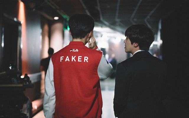 Coach kkOma will reunite Faker at the 2022 Asian Games, the bottom lane pairing is still a controversial unknown - Photo 2.