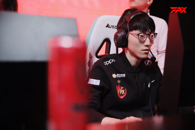 Coach kkOma will reunite Faker at the 2022 Asian Games, the bottom lane pairing is still a controversial unknown - Photo 6.