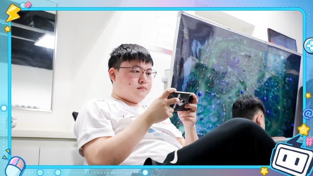 The fate of the most famous veterans of League of Legends in Spring 2022: Uzi is the most tragic, Faker is still immortal - Photo 6.