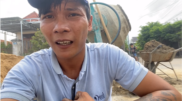 Lột xác so với thời còn là YouTuber nghèo nhất Việt Nam, Lộc Fuho vừa xây nhà mới đã khoe cảnh tậu xế hộp xịn - Ảnh 1.