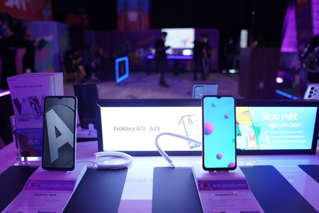 Samsung tung ra bộ 3 điện thoại dành riêng cho Gen Z, công bố dự án khủng hợp tác cùng Cris Phan, Bộ Bim, Nam Blue - Ảnh 3.