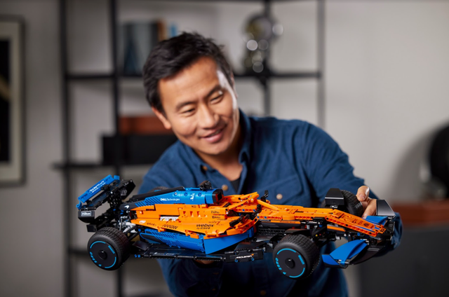 Bứt phá đam mê tốc độ với siêu phẩm xe đua LEGO Technic McLaren Formula 1 mới - Ảnh 4.