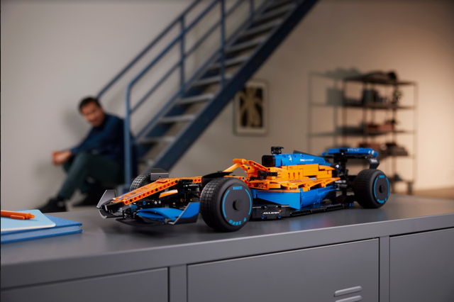 Bứt phá đam mê tốc độ với siêu phẩm xe đua LEGO Technic McLaren Formula 1 mới - Ảnh 7.