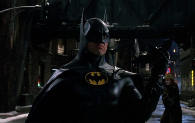 Xếp hạng trang phục của Batman trên màn ảnh nhỏ, có bộ còn khiến nam diễn viên cảm thấy xấu hổ - Ảnh 6.