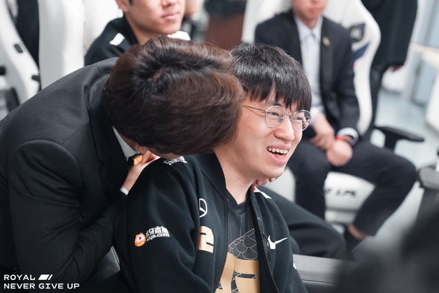 Famous for their rejection and harsh rules, the LPL is far ahead of the LCK in terms of drama: Why should it be?  - Photo 6.