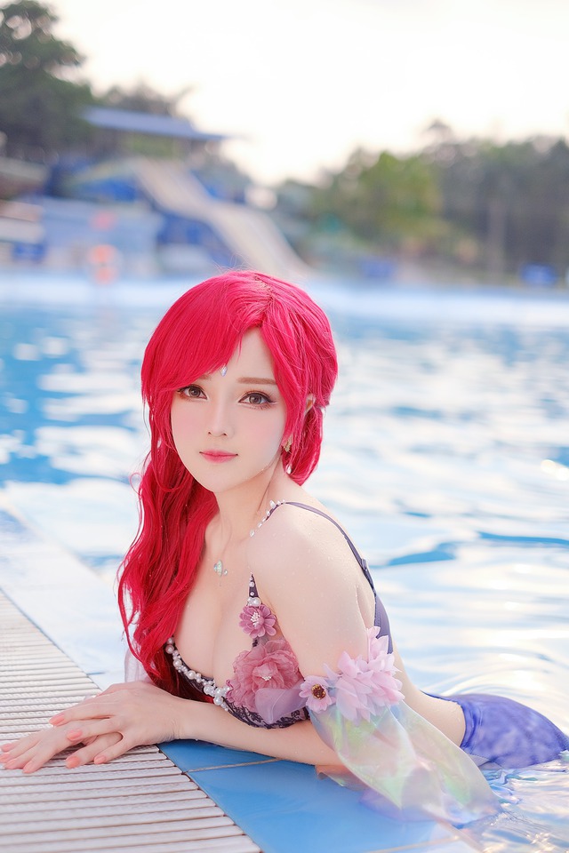 Cosplay mermaid stranded, female gamers have a terrible round, making male fans willing to go over a hundred kilometers to the market - Photo 7.