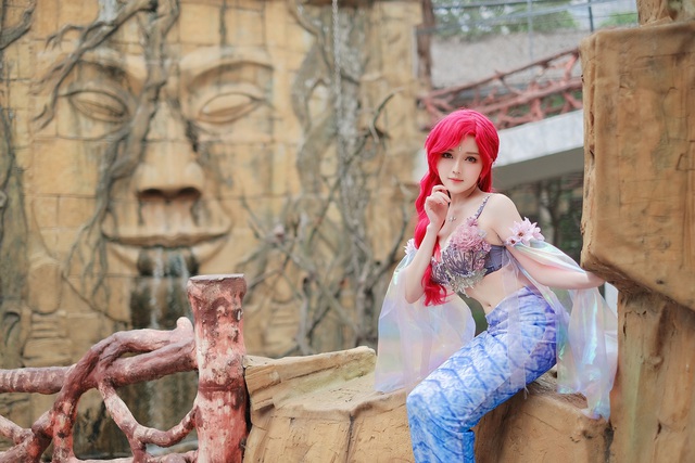Cosplay mermaid stranded, female gamers have a huge round, making male fans willing to go over a hundred kilometers to the market - Photo 8.