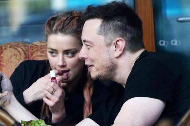 The unlikely couple' Elon Musk - Amber Heard: He has a neurological syndrome, she has a mental disorder, considers her lover a 'spare tire' - Photo 1.