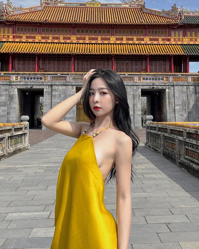 Hot Tiktoker  bất ngờ quay xe với màn cosplay Jinx nóng bỏng, đúng độ xuân thì nguyên album ảnh cái nào cũng nuột nà, tinh khôi - Ảnh 10.