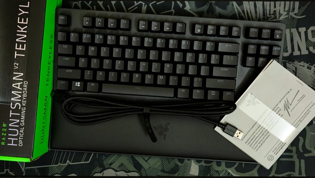 Razer Huntsman V2 TKL Optical - Super durable optical mechanical keyboard - Photo 2.