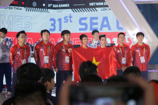 Đội tuyển LMHT Việt Nam nhẹ nhàng vượt qua vòng bảng SEA Games 31, hẹn Singapore ở Bán kết - Ảnh 1.