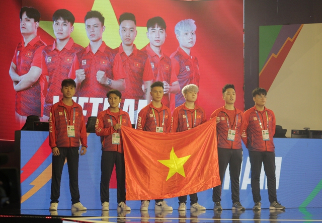 Không phân biệt thành tích, các đội tuyển Esports Việt Nam đều xứng đáng giành “vàng” trong trái tim người hâm mộ! - Ảnh 7.