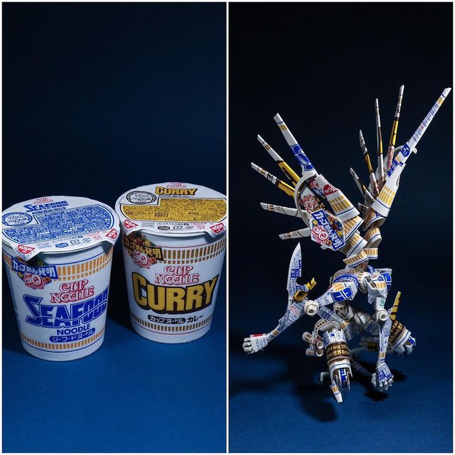 Japanese artists create amazing sculptures from food packaging, turning trash into treasure - Photo 1.