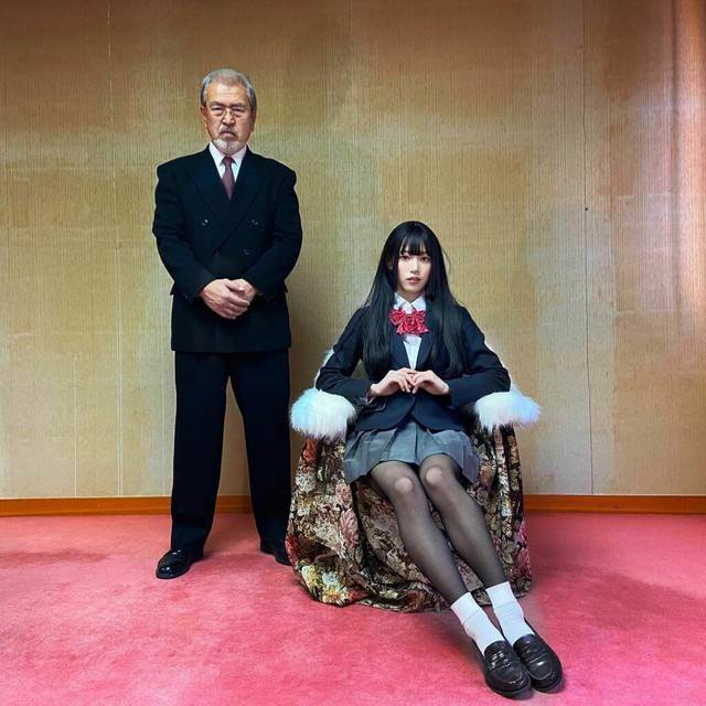 Thiếu nữ Nhật Bản rủ cha cosplay chung khiến netizen thầm ngưỡng mộ - Ảnh 4.