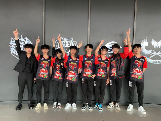 On the eve of the great T1 war at MSI 2022, Coach Ren announced: None of the top 6 quit at SGB - Photo 4.