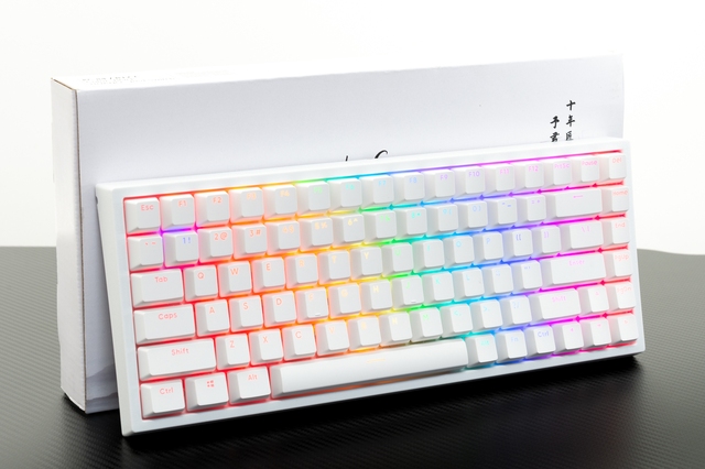 Bàn phím cơ KEYCOOL KC84 RGB: Thanh mảnh, gọn gàng đầy tiện lợi cho game thủ - Ảnh 2.