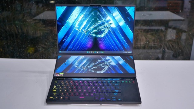Trải nghiệm ROG Zephyrus Duo 16 - Laptop 2 màn hình đẹp, mạnh và siêu ngầu - Ảnh 1.