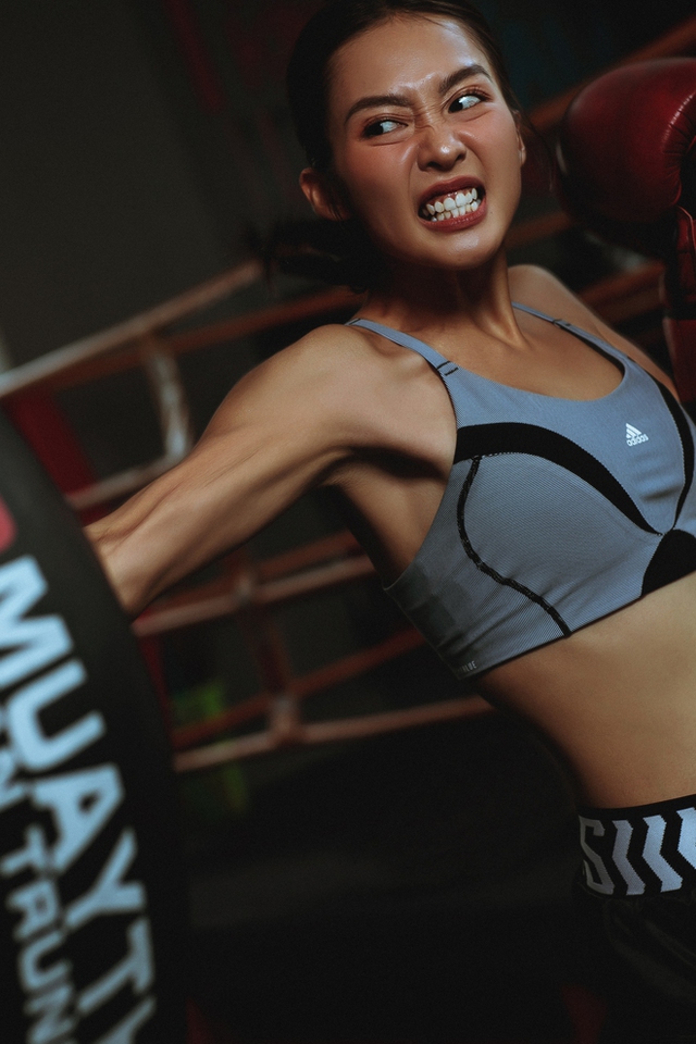 10 năm lột xác của Khả Ngân: Từ hot girl boxing trở thành mỹ nhân đình đám - Ảnh 19.