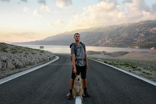 Chàng trai cùng cún cưng đi bộ vòng quanh thế giới suốt 7 năm - Ảnh 6.