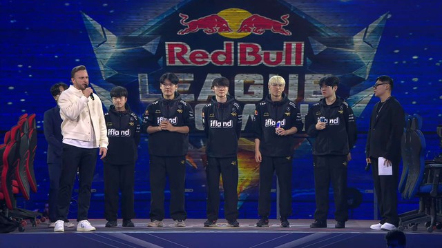 T1 tham dự sự kiện do RedBull tổ chức tại Đức