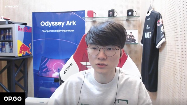 Faker hé lộ bí mật trong chung kết CKTG 2023 Faker-t1-riot-cktg2023-1-170185703094578716193