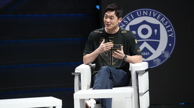 CEO Gen.G also said that he had to go and call for sponsorship even though his team was the top in the LCK