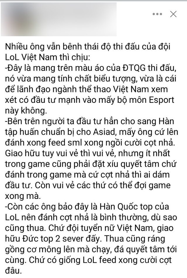 Có không ít ý kiến tỏ ra không hài lòng khi thấy các tuyển thủ LMHT Việt thoải mái trong trận đấu