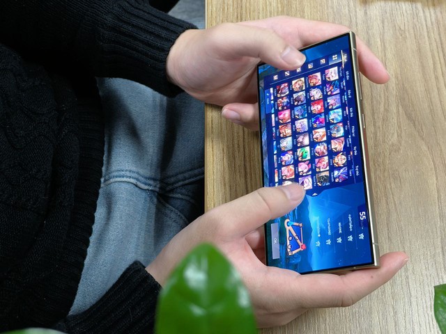 Vượt ngoài dự kiến, Galaxy S24 dễ dàng “cân” cả những tựa game “nặng đô” nhất - Ảnh 10.
