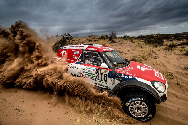 Chinh phục giải đua xe địa hình lớn nhất thế giới với Dakar Desert Rally, hoàn toàn miễn phí - Ảnh 2.