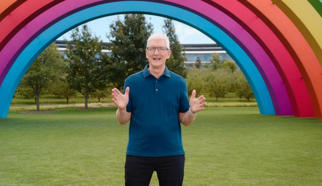 Tim Cook giới thiệu về sự kiện ra mắt Apple iPhone 16 Tim Cook giới thiệu về sự kiện ra mắt Apple iPhone 16